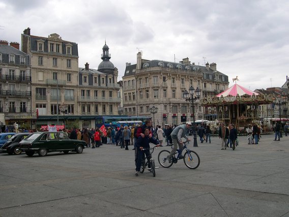  place de l'Hôtel de Ville